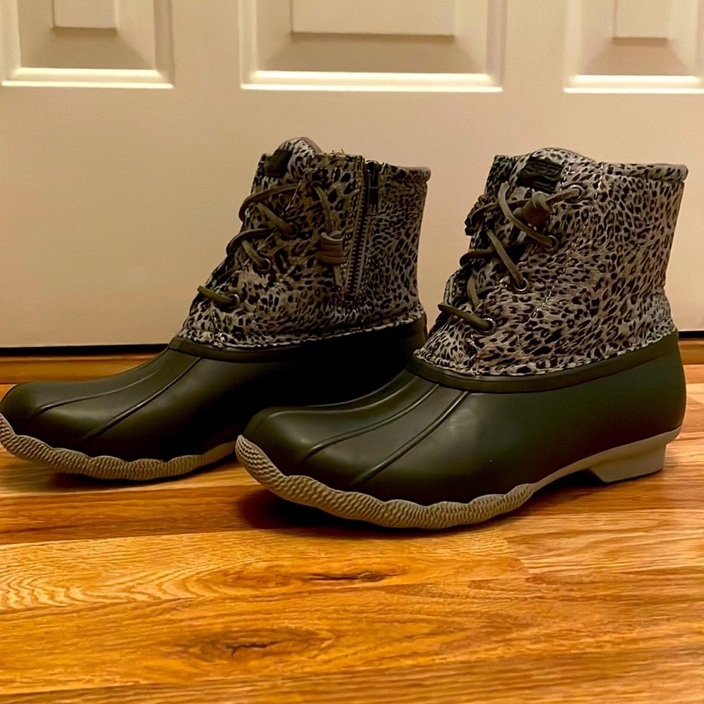 Grey Leopard Sperry Duck Boots